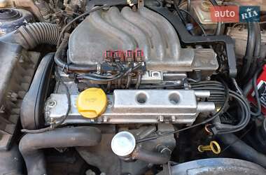 Универсал Opel Astra 1996 в 