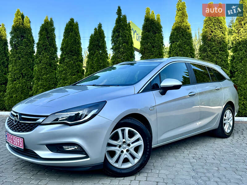 Универсал Opel Astra 2018 в Трускавце