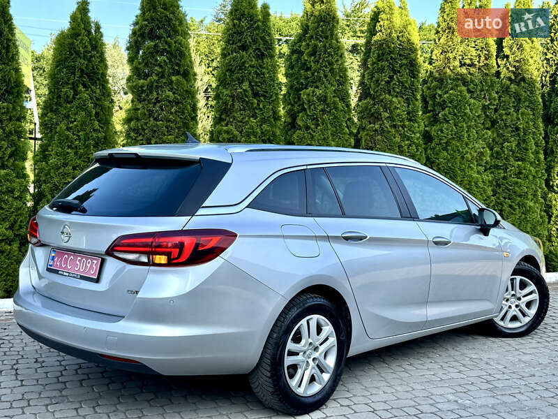 Универсал Opel Astra 2018 в Трускавце