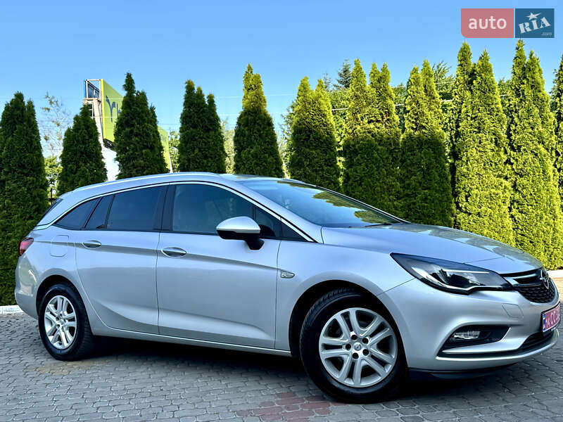 Универсал Opel Astra 2018 в Трускавце