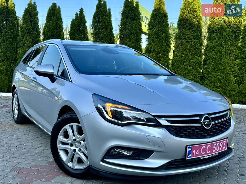 Универсал Opel Astra 2018 в Трускавце