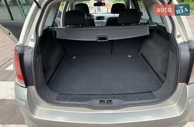 Универсал Opel Astra 2009 в 