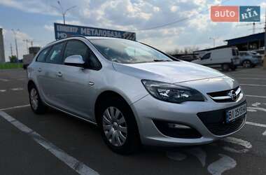 Универсал Opel Astra 2014 в Киеве