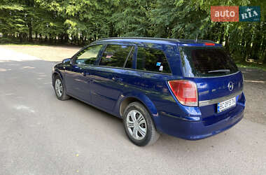 Универсал Opel Astra 2005 в 