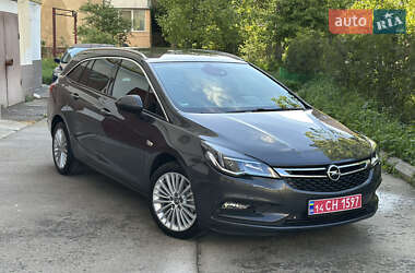 Универсал Opel Astra 2016 в Ивано-Франковске