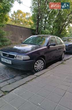Универсал Opel Astra 1996 в Львове