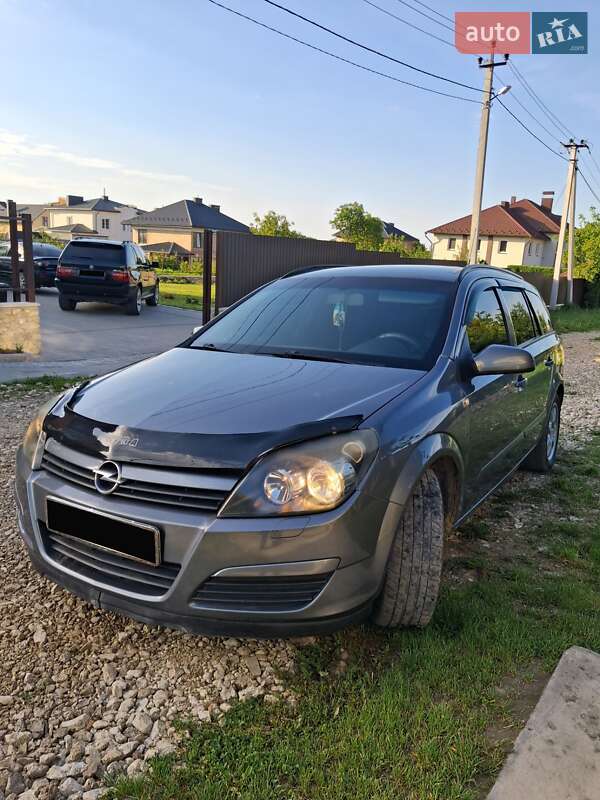 Универсал Opel Astra 2005 в Тернополе