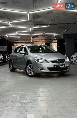 Хэтчбек Opel Astra 2010 в Одессе