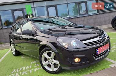 Хэтчбек Opel Astra 2009 в Черкассах