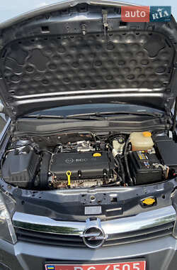 Универсал Opel Astra 2008 в 
