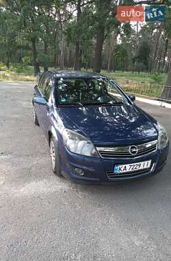 Хэтчбек Opel Astra 2008 в Киеве
