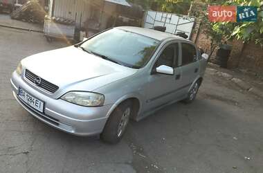 Хэтчбек Opel Astra 1998 в 