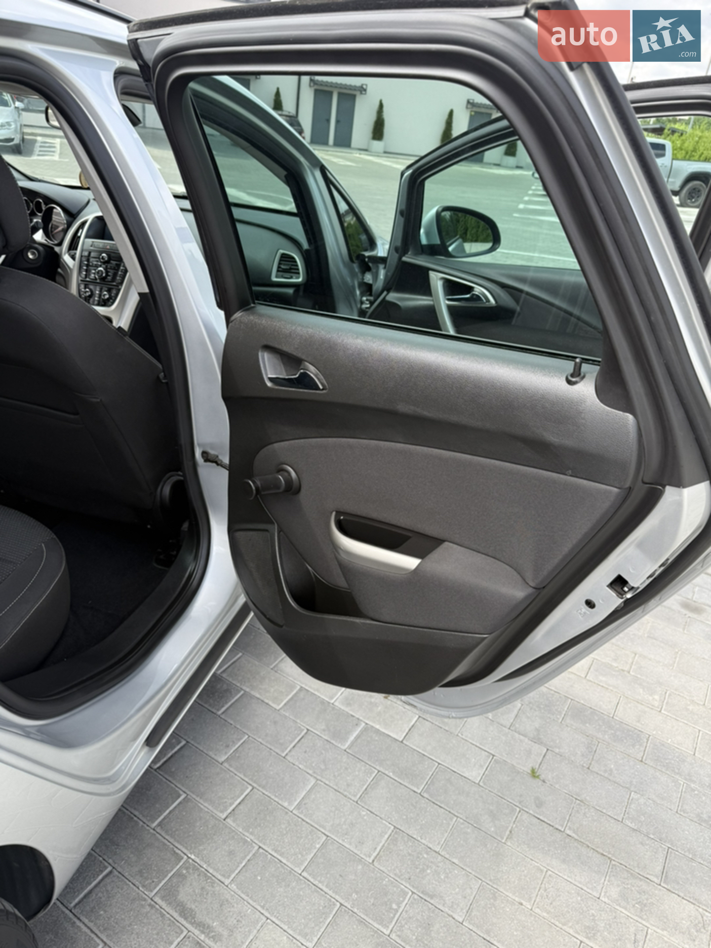 2011 Opel Astra - мініатюра 17