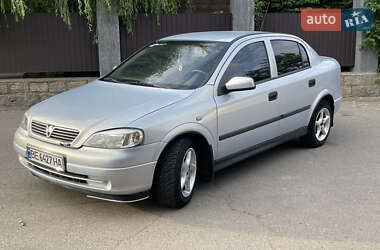 Седан Opel Astra 2004 в Первомайську