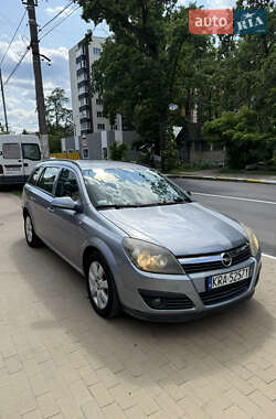 Універсал Opel Astra 2006 в Києві