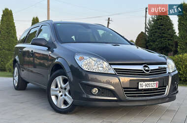 Универсал Opel Astra 2009 в 