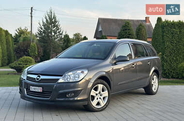 Универсал Opel Astra 2009 в 