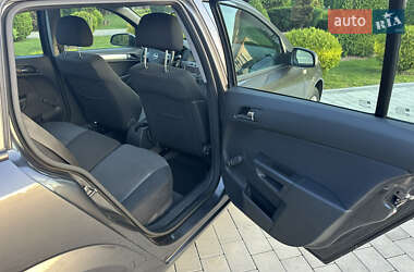 Универсал Opel Astra 2009 в 