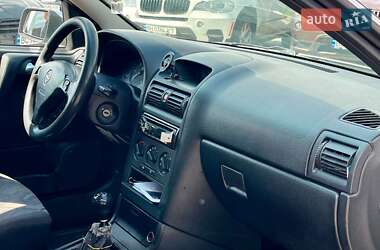Универсал Opel Astra 2001 в 