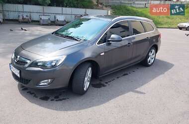 Универсал Opel Astra 2011 в Сумах