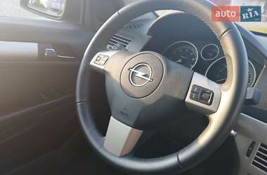 Универсал Opel Astra 2007 в 