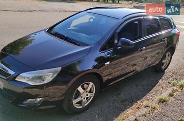 Универсал Opel Astra 2012 в Одессе