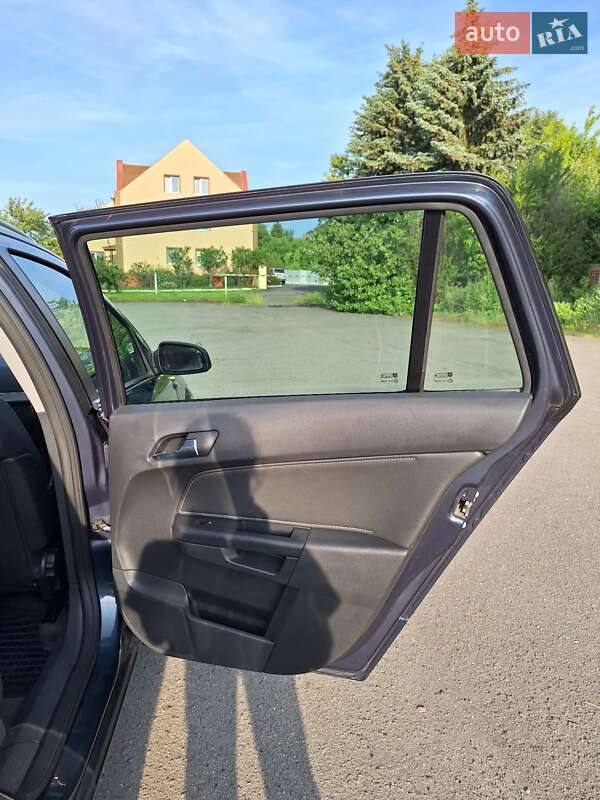 Универсал Opel Astra 2009 в Локачах фото 25 Универсал Opel Astra 2009 в Локачах