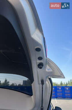 Универсал Opel Astra 2011 в 