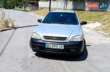 Седан Opel Astra 2005 в Городке