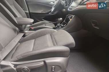 Универсал Opel Astra 2017 в Львове