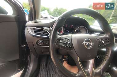 Универсал Opel Astra 2017 в Львове