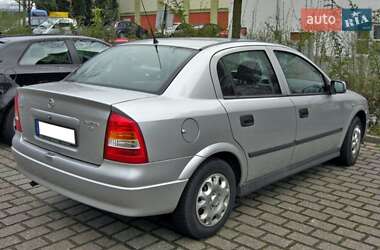 Седан Opel Astra 1999 в Дрогобыче