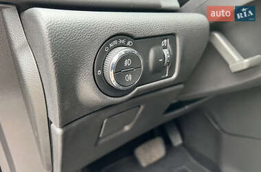 Хэтчбек Opel Astra 2010 в 