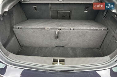 Хэтчбек Opel Astra 2010 в 