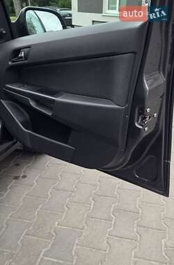 Универсал Opel Astra 2011 в 