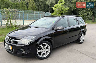 Универсал Opel Astra 2008 в Умани