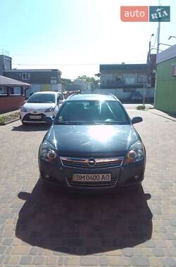 Универсал Opel Astra 2009 в Путивле