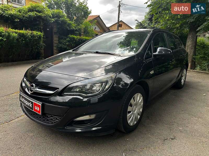 Opel Astra 2012