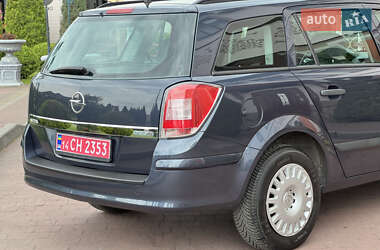 Універсал Opel Astra 2009 в 