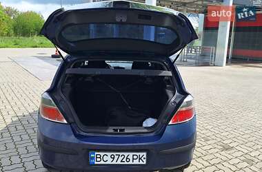 Хэтчбек Opel Astra 2008 в 