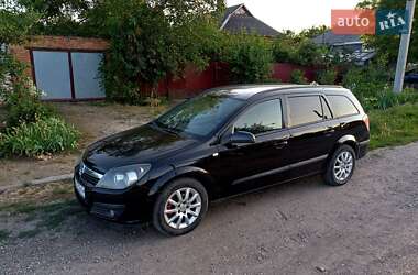 Універсал Opel Astra 2005 в Первомайську