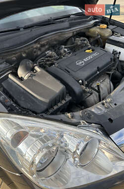Универсал Opel Astra 2009 в 