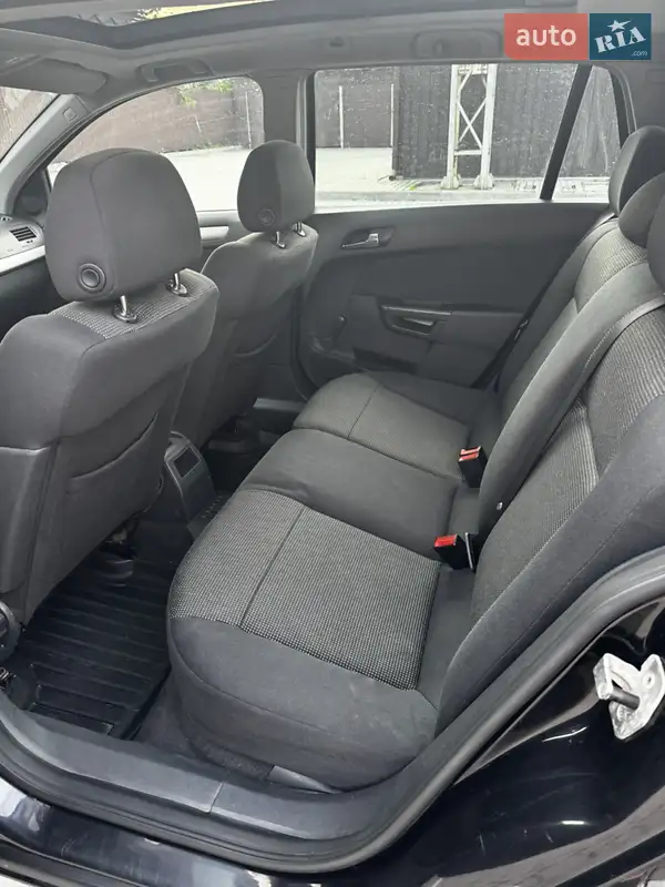 Opel Astra 2008 VIN W0L0AHL3582089045 фото оголошення 10 з 55