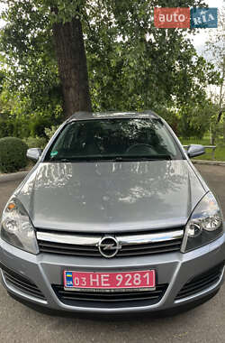 Универсал Opel Astra 2005 в 