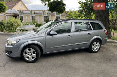 Универсал Opel Astra 2005 в 