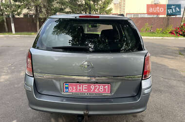 Универсал Opel Astra 2005 в 