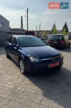 Универсал Opel Astra 2005 в 