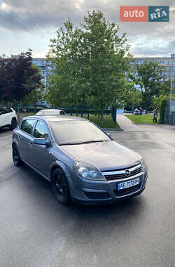 Хэтчбек Opel Astra 2004 в Днепре
