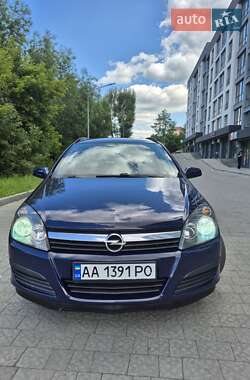 Универсал Opel Astra 2006 в Львове