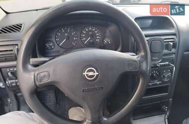 Хэтчбек Opel Astra 1998 в 